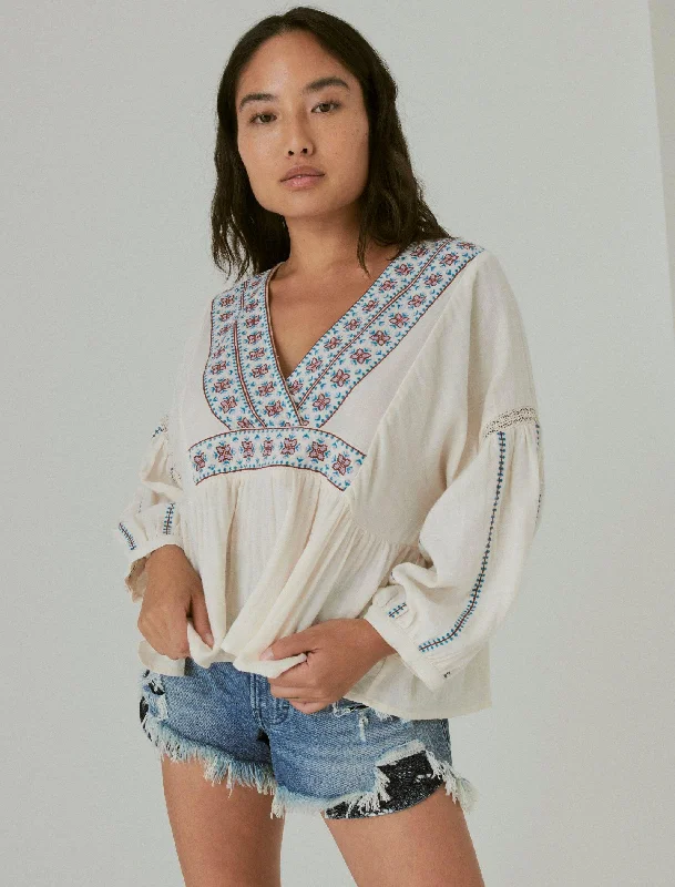 Lucky Brand Women's Embroidered V Neck Peasant Blouse